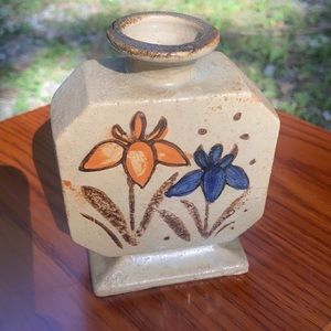 Vintage 💐 MCM Stoneware 70’s Small Floral Bud Vase Kitschy Home Accent Decor